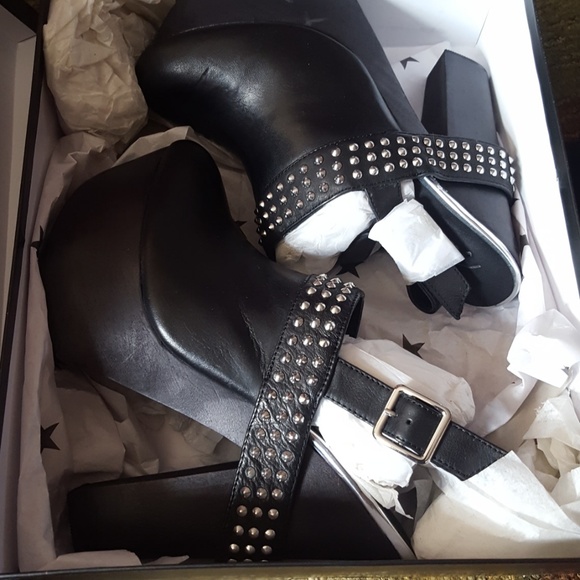 Dolce Vita Shoes - Dolce Vita studded leather platform